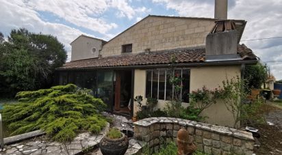 House 4 rooms of 249 m² in Les Billaux (33500)