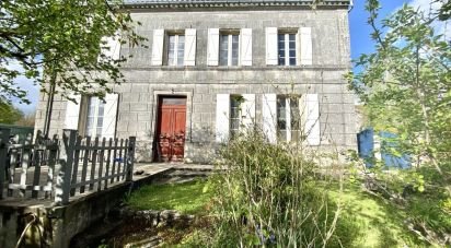 House 5 rooms of 105 m² in Boutiers-Saint-Trojan (16100)