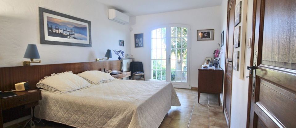 Maison 5 pièces de 140 m² à Saint-Raphaël (83700)
