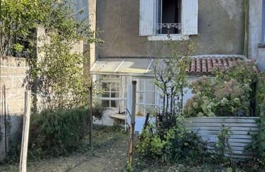 House 3 rooms of 83 m² in Parthenay (79200)