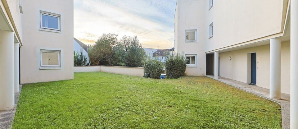 Apartment 1 room of 31 m² in Villeparisis (77270)