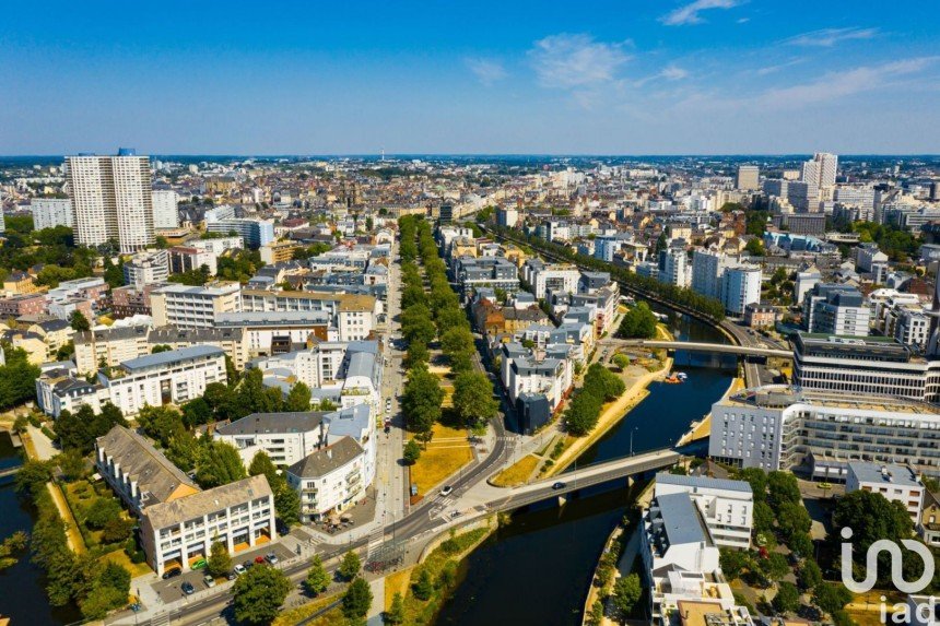 Land of 200 m² in Rennes (35000)