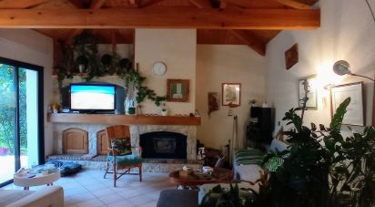 House 7 rooms of 165 m² in Mirande (32300)