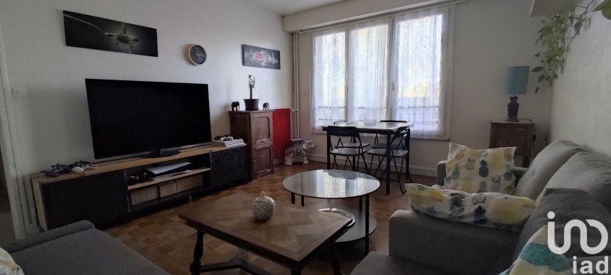 Apartment 2 rooms of 51 m² in Tours (37000)