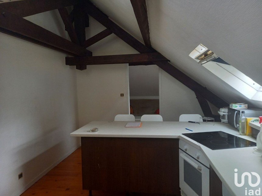 Appartement 2 pièces de 37 m² à Charleville-Mézières (08000)