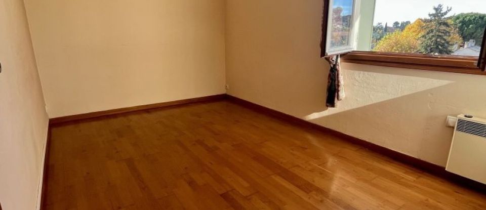 Appartement 3 pièces de 69 m² à Manosque (04100)
