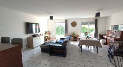 House 5 rooms of 100 m² in Saint-Philbert-de-Grand-Lieu (44310)