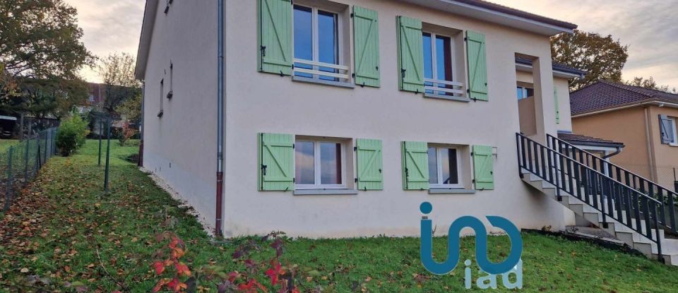 Maison 6 pièces de 125 m² à Condat-sur-Vienne (87920)