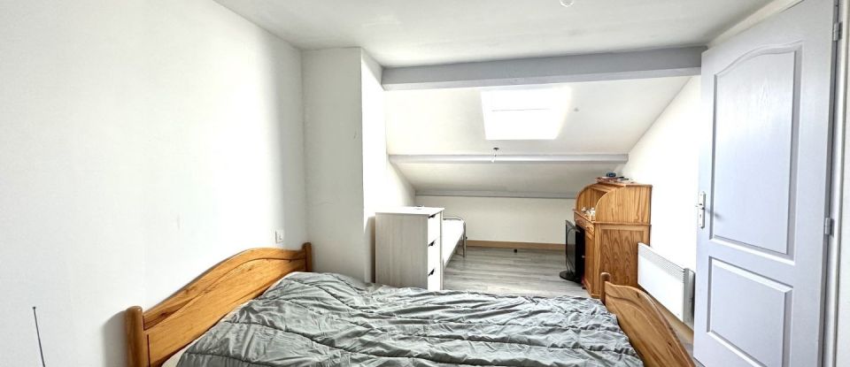 Maison 7 pièces de 210 m² à Saint-Laurent-de-Neste (65150)