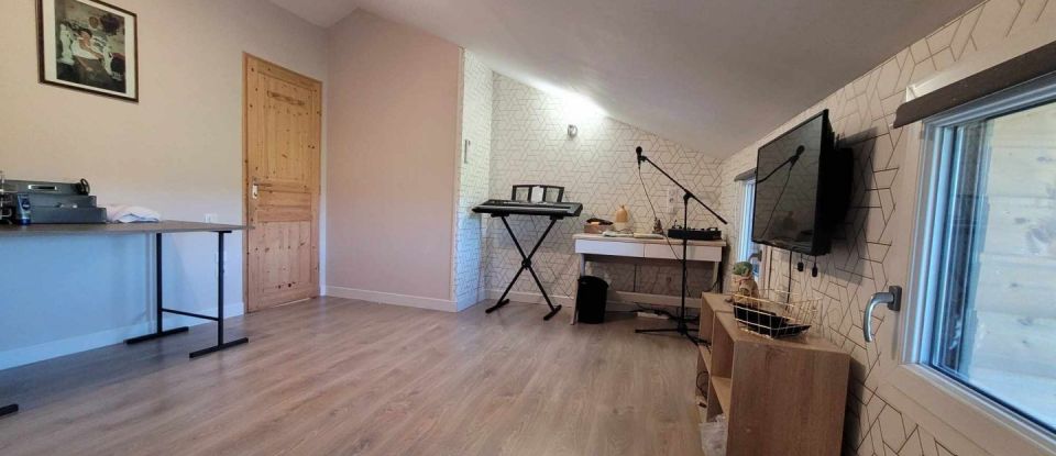 House 6 rooms of 226 m² in Châtellerault (86100)