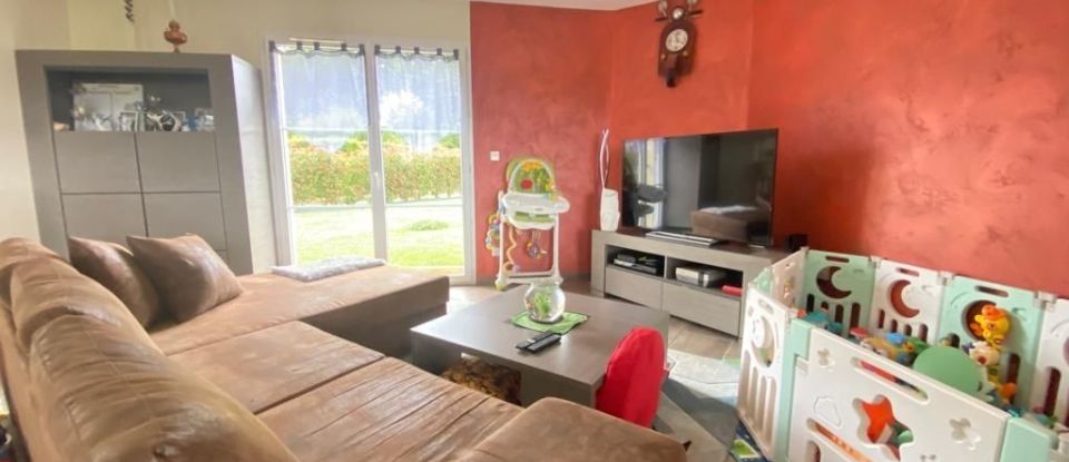 House 5 rooms of 95 m² in Lyons-la-Forêt (27480)