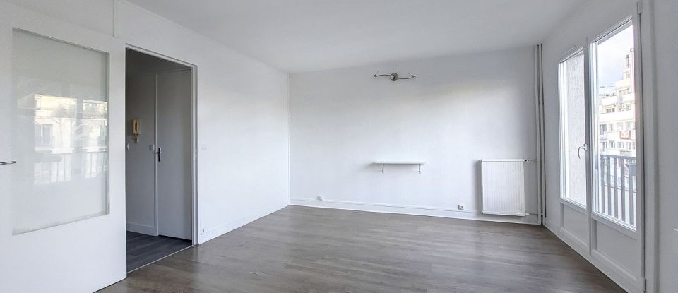 Apartment 1 room of 28 m² in Paris (75018)