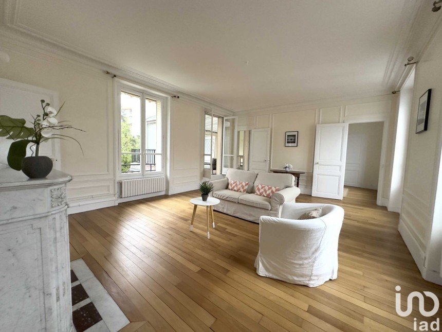 Apartment 6 rooms of 151 m² in Saint-Germain-en-Laye (78100)
