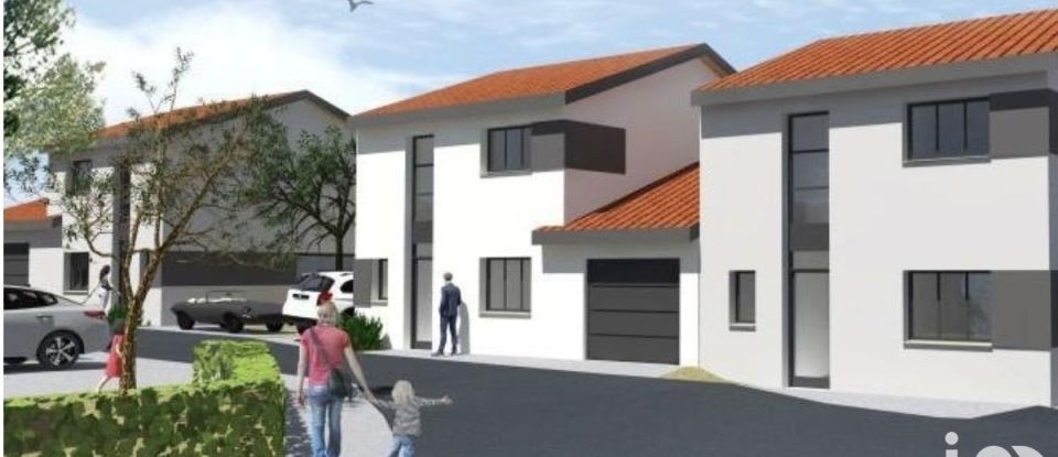 House 6 rooms of 104 m² in VEYMERANGE (57100)