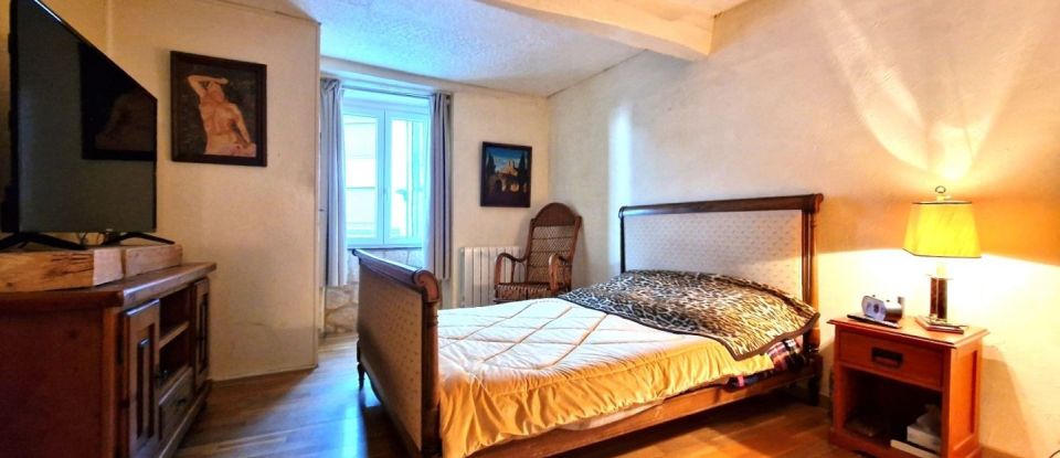 House 10 rooms of 190 m² in Saint-Rémy-sur-Durolle (63550)