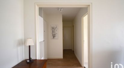 Apartment 2 rooms of 49 m² in Puteaux (92800)