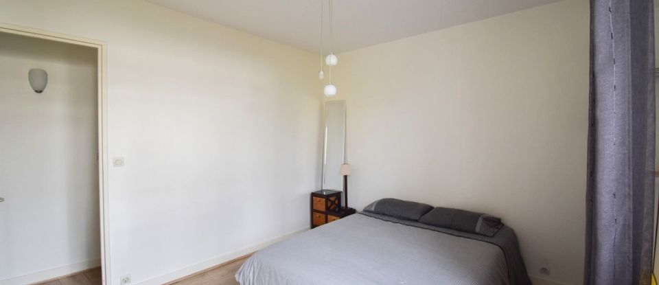Appartement 2 pièces de 49 m² à Puteaux (92800)