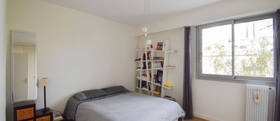 Apartment 2 rooms of 49 m² in Puteaux (92800)