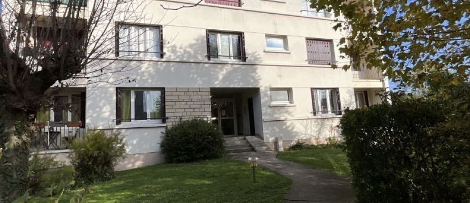 Appartement 4 pièces de 69 m² à Fontenay-sous-Bois (94120)