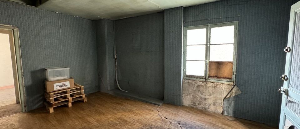 Commercial walls of 180 m² in Provins (77160)