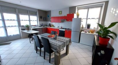 House 6 rooms of 130 m² in Mouchamps (85640)