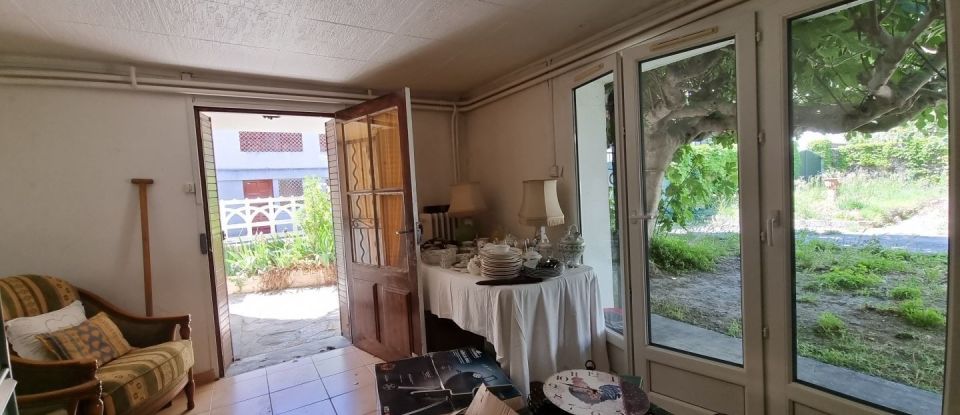 House 8 rooms of 145 m² in Avignon (84000)