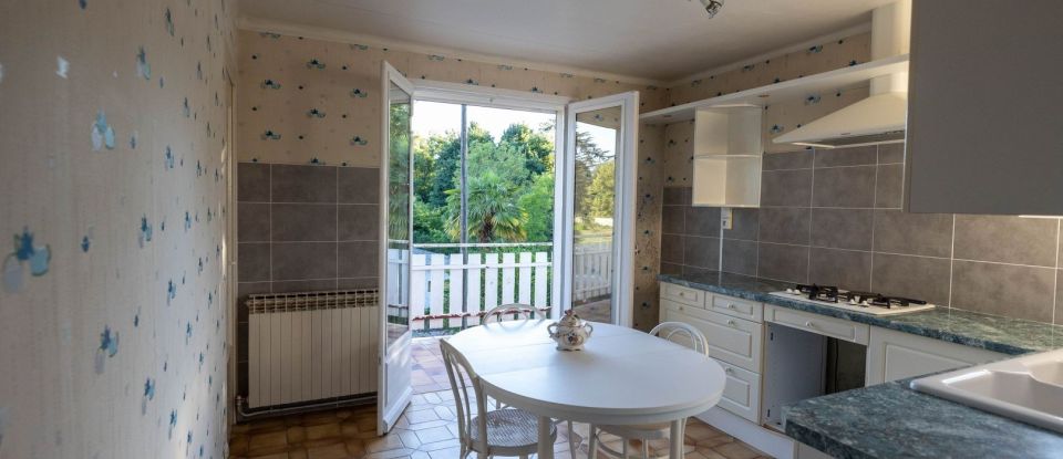 House 8 rooms of 195 m² in Saint-Romans (38160)