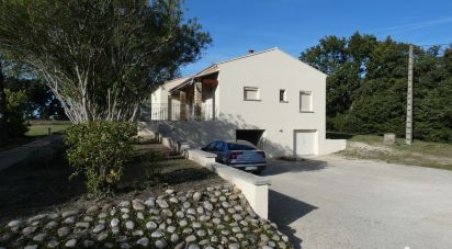 Maison 4 pièces de 104 m² à Bollène (84500)