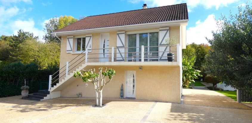 House 6 rooms of 155 m² in Septeuil (78790)