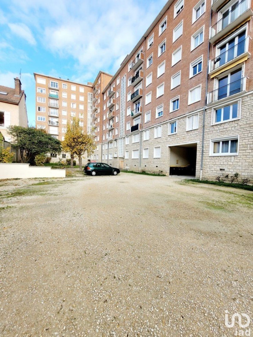 Appartement 2 pièces de 54 m² à Troyes (10000)