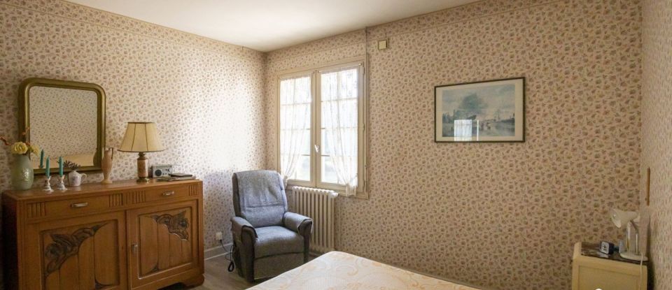 House 8 rooms of 230 m² in Sainte-Hermine (85210)