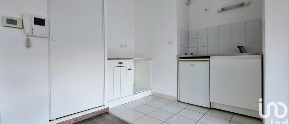Apartment 2 rooms of 36 m² in Caen (14000)