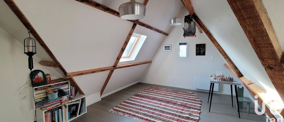 House 7 rooms of 150 m² in Vannes (56000)