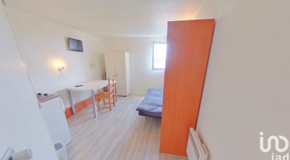 Apartment 1 room of 16 m² in Choisy-le-Roi (94600)