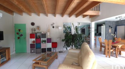 House 5 rooms of 124 m² in Lugos (33830)