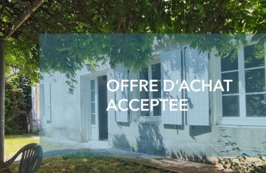 House 6 rooms of 130 m² in Chérac (17610)