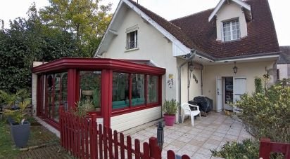 House 5 rooms of 123 m² in Saint-Brisson-sur-Loire (45500)