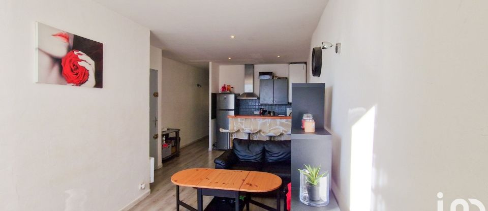 Apartment 3 rooms of 49 m² in La Ciotat (13600)