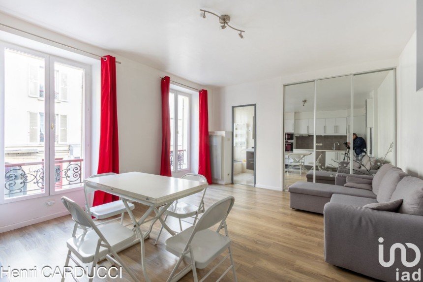 Appartement 1 pièce de 27 m² à Paris (75017)