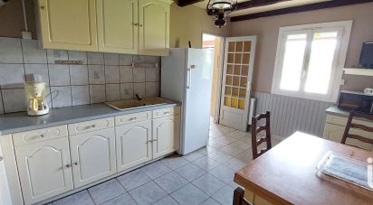 House 4 rooms of 125 m² in Sainte-Pazanne (44680)