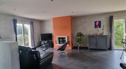 House 5 rooms of 97 m² in Nuaillé (49340)