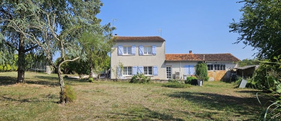 House 5 rooms of 164 m² in Châteauneuf-sur-Charente (16120)