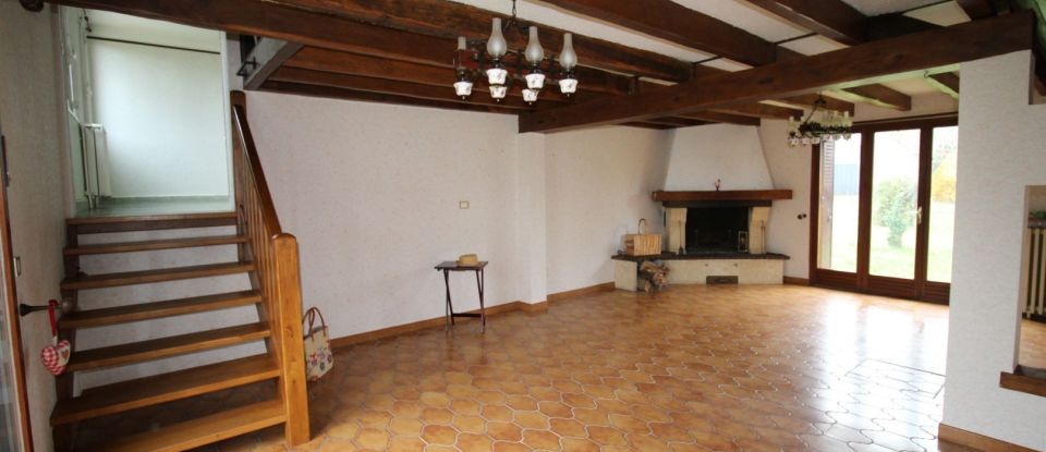 House 5 rooms of 122 m² in Marzy (58180)