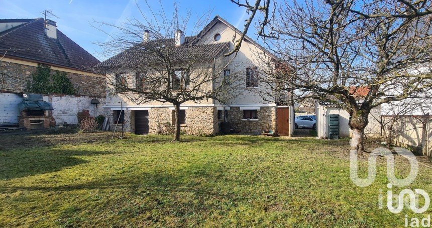 Maison 7 pièces de 150 m² à Gournay-sur-Marne (93460)