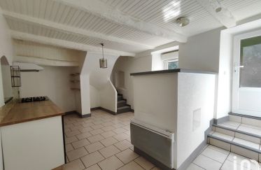 Appartement 3 pièces de 85 m² à Saint-Pons-de-Thomières (34220)