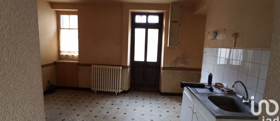 House 3 rooms of 59 m² in Le Tranger (36700)
