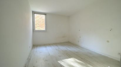 Apartment 4 rooms of 80 m² in Toulon (83100)