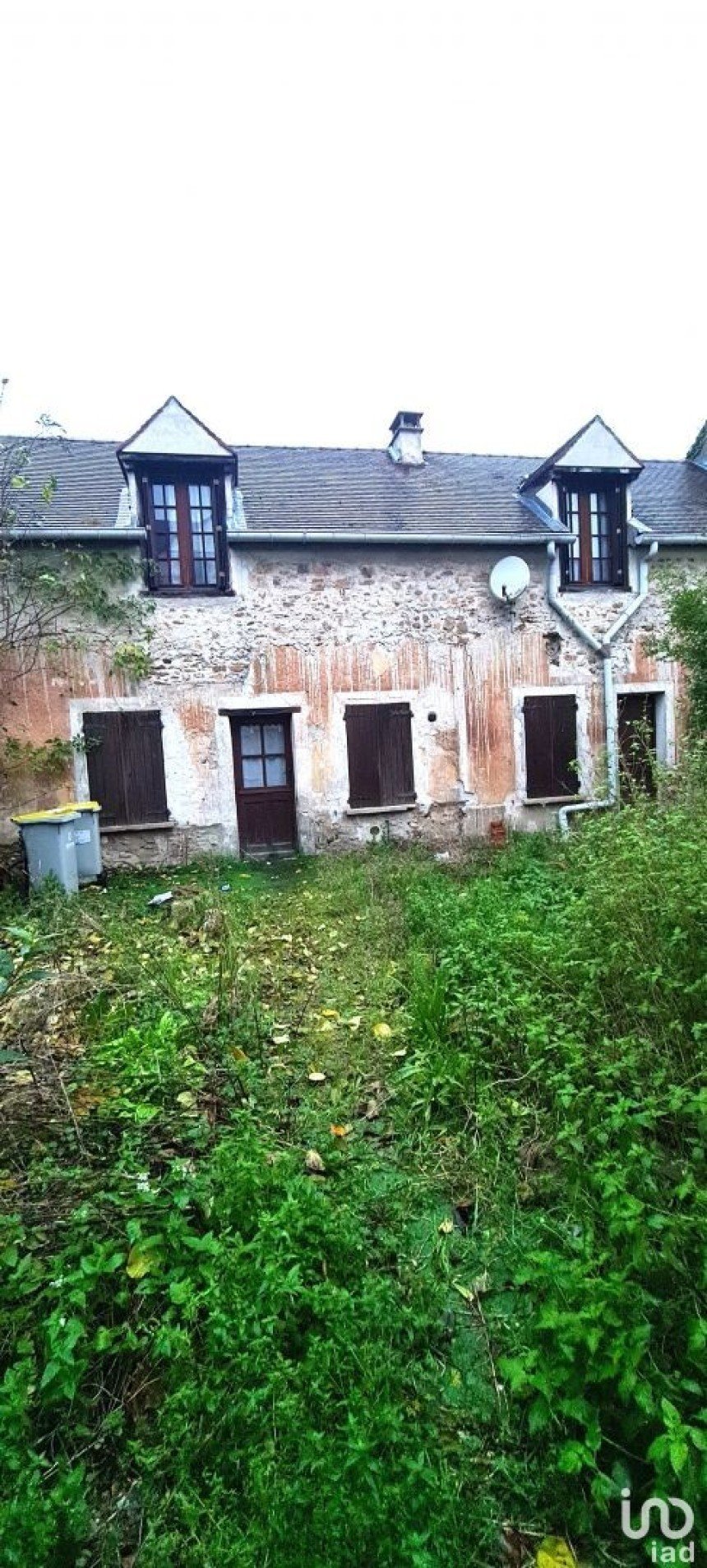 House 6 rooms of 155 m² in Combs-la-Ville (77380)