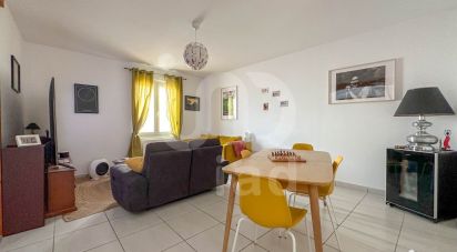 Maison 4 pièces de 114 m² à Néris-les-Bains (03310)