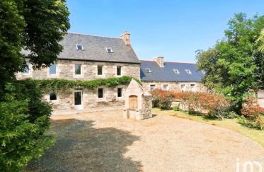 House 16 rooms of 391 m² in Lannion (22300)